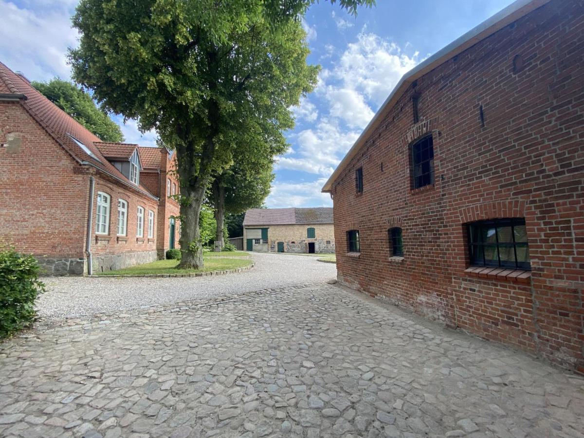 Apartment With Garden In Luebberstorf Lubberstorf ภายนอก รูปภาพ